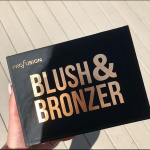 PROFUSION BLUSH AND BRONZER SET